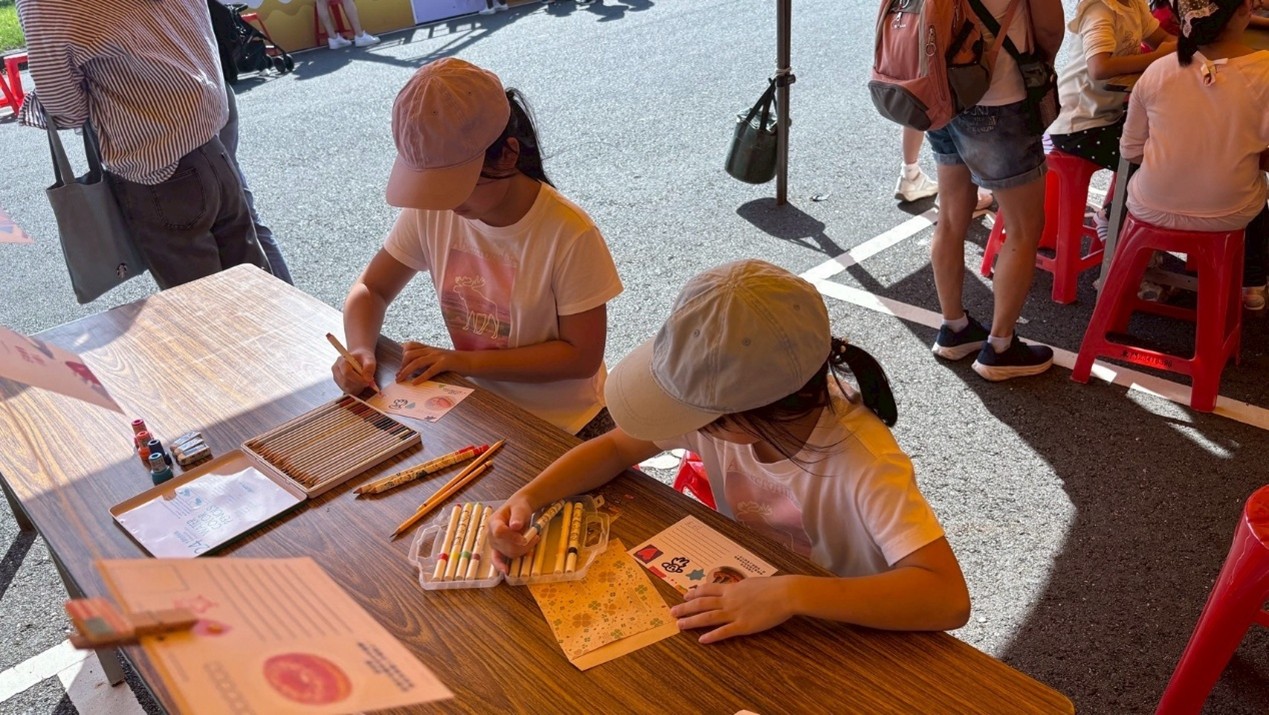 紙上旅遊去畫出美味異國料理